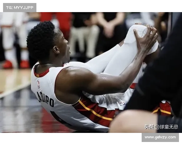 NBA花絮:球员幕后趣事大揭秘,赛场外的真实故事与精彩瞬间 NBA花絮:球员幕后趣事大揭秘,赛场外的真实故事与精彩瞬间